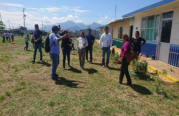 Antorcha logra infraestructura educativa en Córdoba