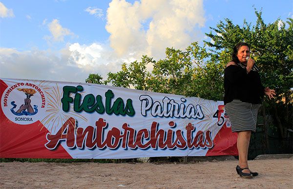 Antorchistas de Hermosillo conmemoran el CCIX del grito de Dolores 