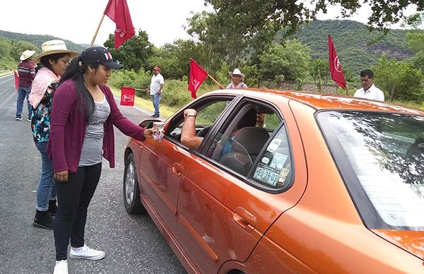 Realizan guerrerenses colecta pública 