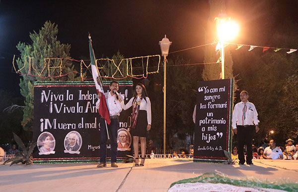 Con éxito se celebró 209 aniversario de la Independencia de México en Villa de Ramos