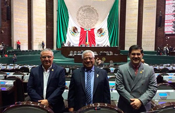 Invitación para medios: Primer Informe de Resultados de los Diputados Federales antorchistas