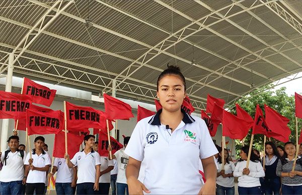 Estudiantes de Chiapas presentes en el 45 Aniversario de Antorcha 