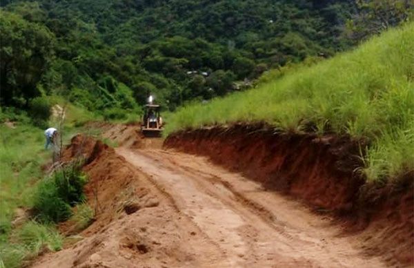 Logra Antorcha apertura de brecha en el Kilómetro 21 de Acapulco