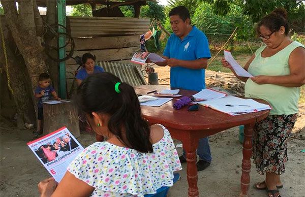 Habitantes de Cunduacán presentes en el 45 Aniversario del Movimiento Antorchista