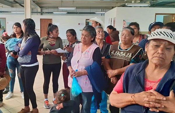 Báez Ceja se compromete nuevamente a cumplir con las demandas de los antorchistas de Pátzcuaro