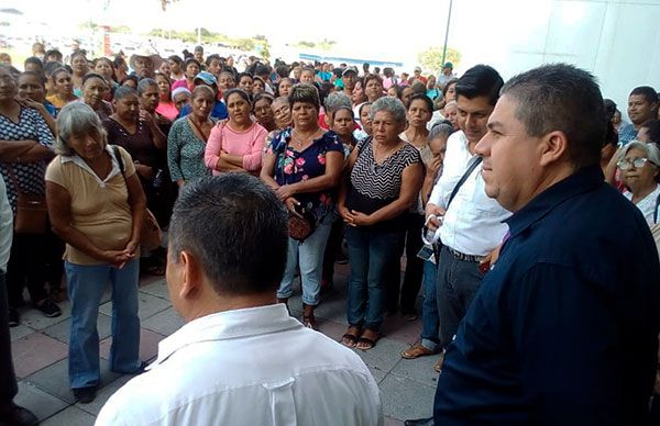 Antorchistas exigen entrega de apoyos para familias  