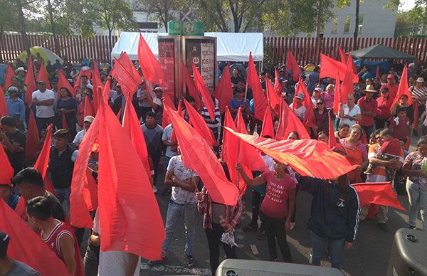 Desde Aguascalientes asisten a la protesta contra el presupuesto que daña al pueblo