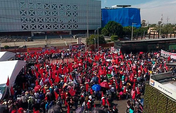 Antorchistas de Aguascalientes protestan contra presupuesto 2020