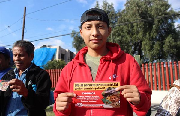 Estudiantes también son parte del plantón en la Cámara de Diputados