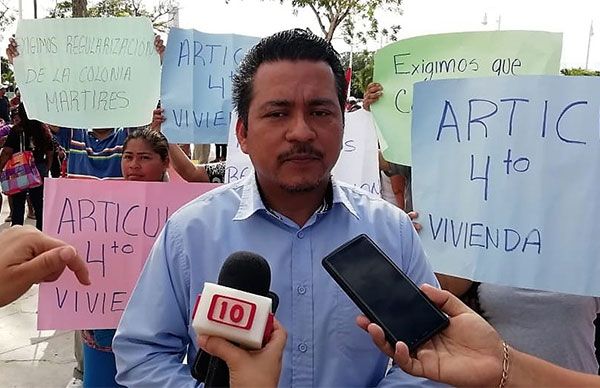 Exigen antorchistas intervención del Gobierno del estado para regularizar colonia 