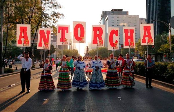 Artistas invitan  a capitalinos a los festejos por el 45 Aniversario  