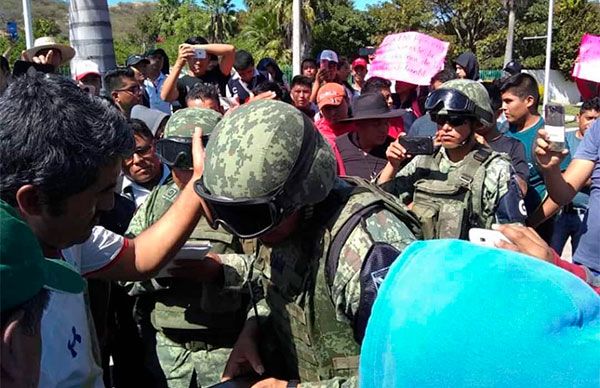 Se trata de una venganza política, ruin e ilegal contra estudiantes: Vocero 