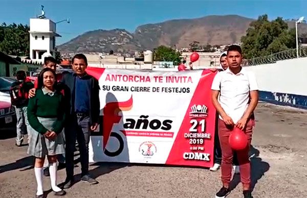 Estudiantes de secundaria se suman a los festejos por el 45 Aniversario de Antorcha