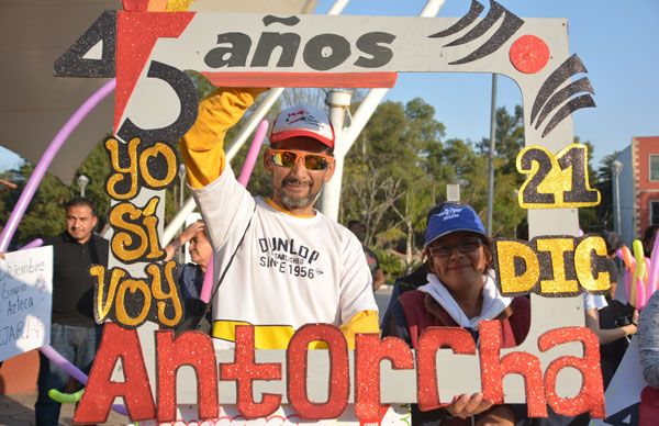 Arrancan caravanas culturales rumbo al 45 Aniversario del antorchismo nacional