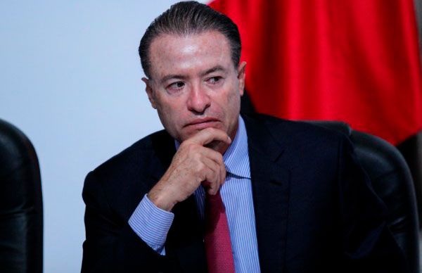 El gobernador Quirino Ordaz Coppel debe intervenir