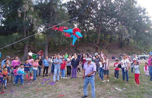 Unidad, respeto y solidaridad enmarcan posadas navideñas de Antorcha