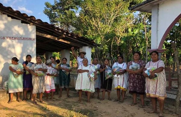 Lleva Antorcha despensas a pueblos de Xochistlahuaca