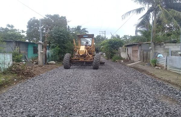 Antorchistas del Puerto de Veracruz logran nivelación de calles para su colonia