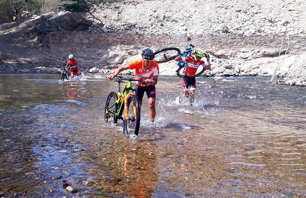 Deportistas oaxaqueños siguen cosechando medallas para la entidad.