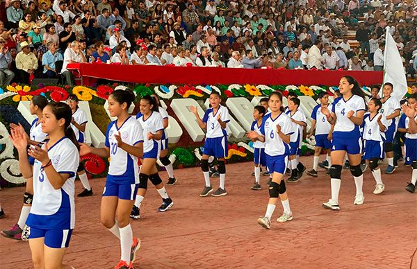 Hidrocálidos presentes en desfile inaugural de la Tecomatlán, Puebla 