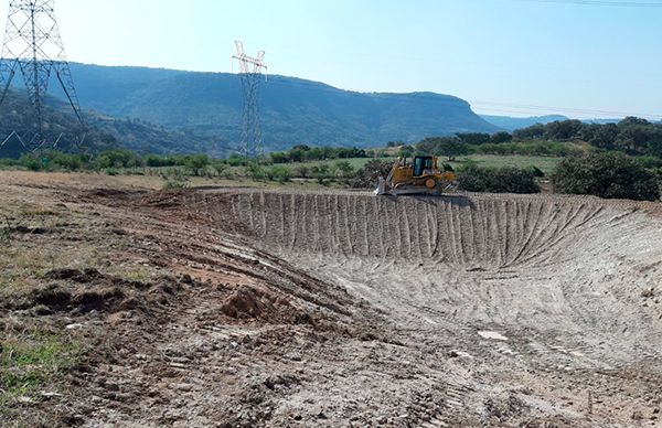 Gestiona Antorcha tecnología hidráulica para campo de Zapopan