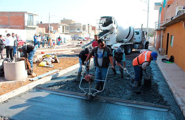 Construcción de Plaza cívica, beneficio para los tranconseños 