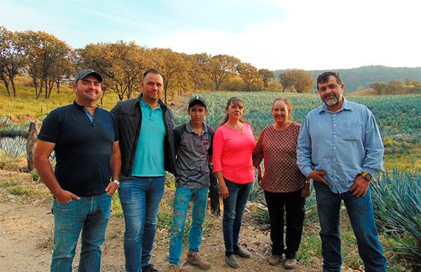 Fortalece Antorcha campo de Santa Lucía