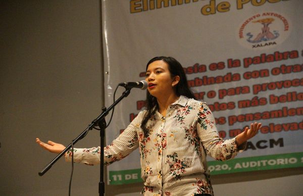 Realizan eliminatoria seccional de poesía en Xalapa