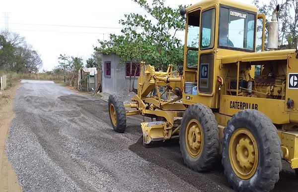 Logran antorchistas de Matacocuite revestimiento de calles