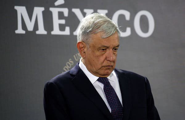 Al Presidente le gusta hablar de historia, pero no la entiende