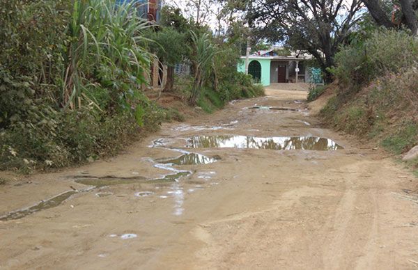 Avanza gestión de antorchistas con autoridades de San Pedro Ixtlahuaca