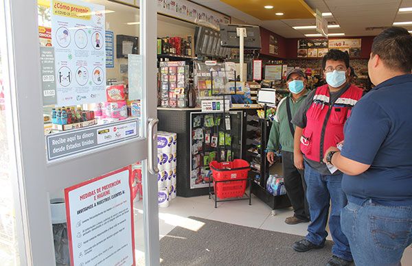 Inspecciona ayuntamiento de Charcas sana distancia en zonas comerciales 