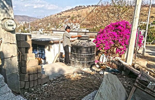 Emergencia sanitaria y no hay agua en Santa María Atzompa, Oaxaca