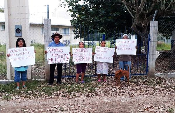 No hay trabajo, ni comida, no tenemos agua