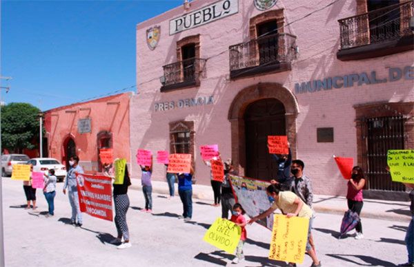 Piden antorchistas apoyo alimentario para familias de Viesca