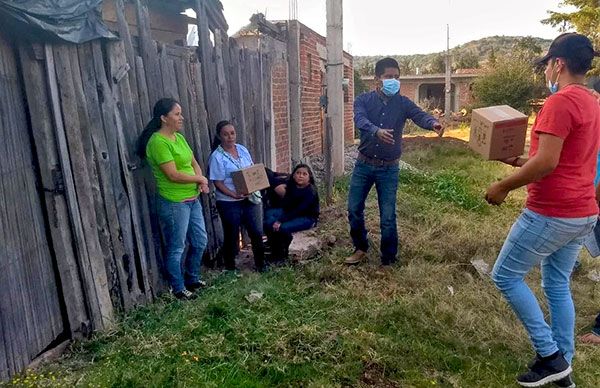 Logra Antorcha entrega de despensas en el municipio de Irimbo