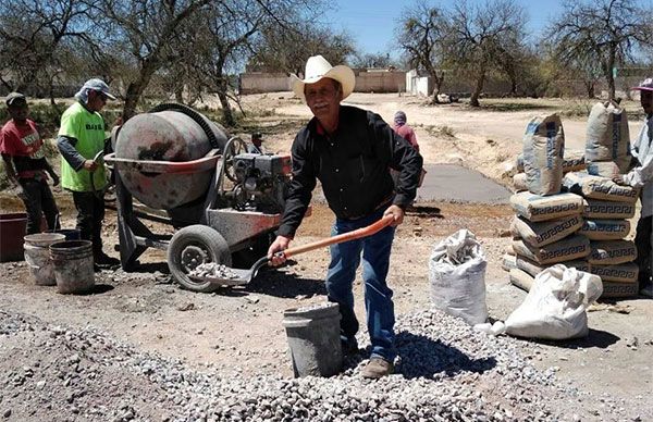 Se construyó vado en la comunidad de San Antonio del Mezquite