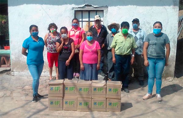 Lleva Antorcha apoyos alimentarios a familias de Taxco y Apaxtla