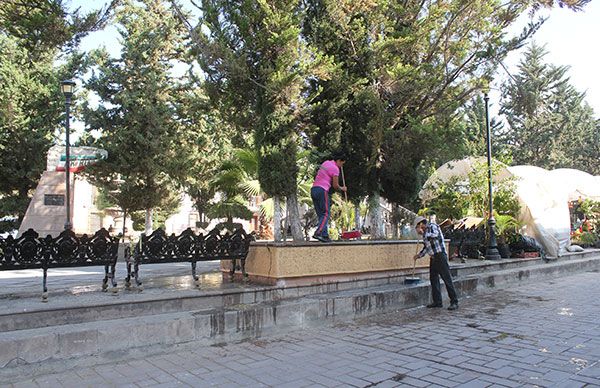 Por un Charcas limpio y de progreso, habitantes trabajan en coordinación