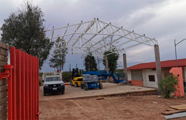 Avanza infraestructura educativa en Villa de Ramos.