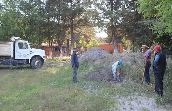 Ayuntamiento antorchista trabaja y avanza en favor de los habitantes de Charcas