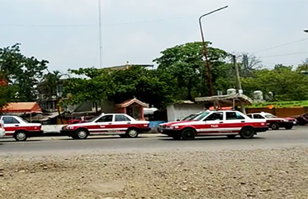 Apoyos del Gobierno del estado no llegan a los taxistas de Tantoyuca