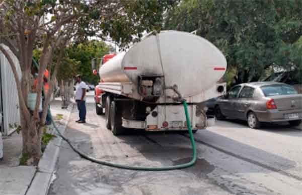 Antorcha gestionó pipa de agua en beneficio de habitantes en Ciudad Fernández