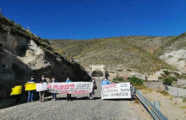 Antorcha continúa su lucha para dotación de despensas en Real de Catorce 