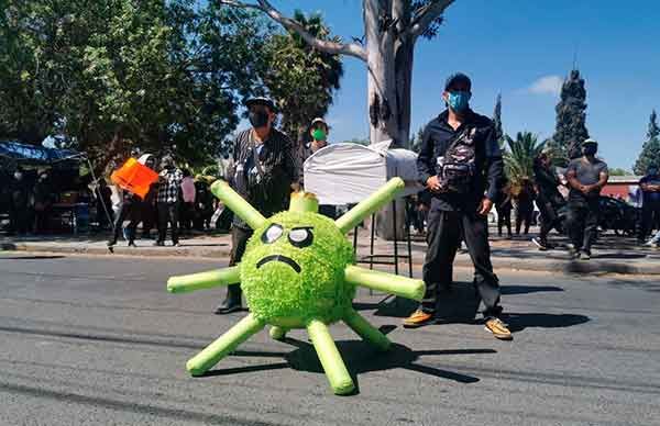 Llevan manifestación por hambre al panteón