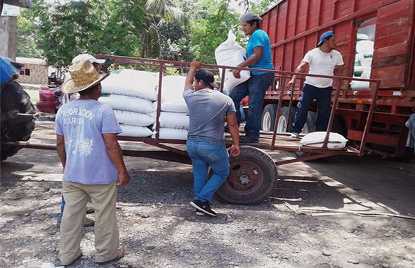 Campesinos de Tierra Blanca logran fertilizante para sus cultivos