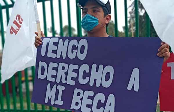 Estudiantes se suman a protestas contra el hambre