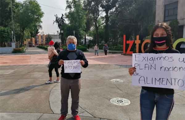 Exigen familias pobres de Iztacalco apoyos alimentarios