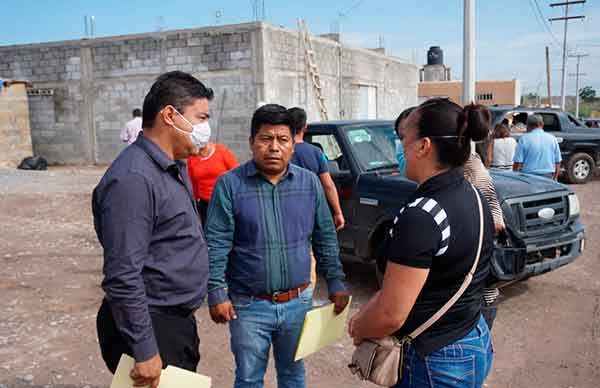 Concluye electrificación en colonia Onofre, gracias a Antorcha