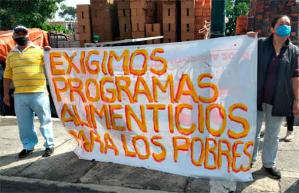 Familias residentes de la CDMX solicitan apoyos alimenticios a alcaldes